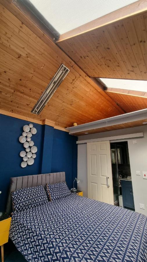 Glebe House, Private Entrance, Free Parking On Drive, Self Check In, Netflix Bed and Breakfast Άσφορντ Εξωτερικό φωτογραφία